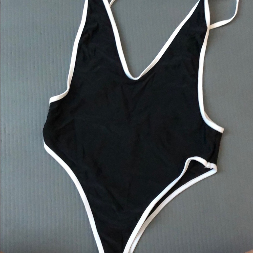 NWT Chooks LA